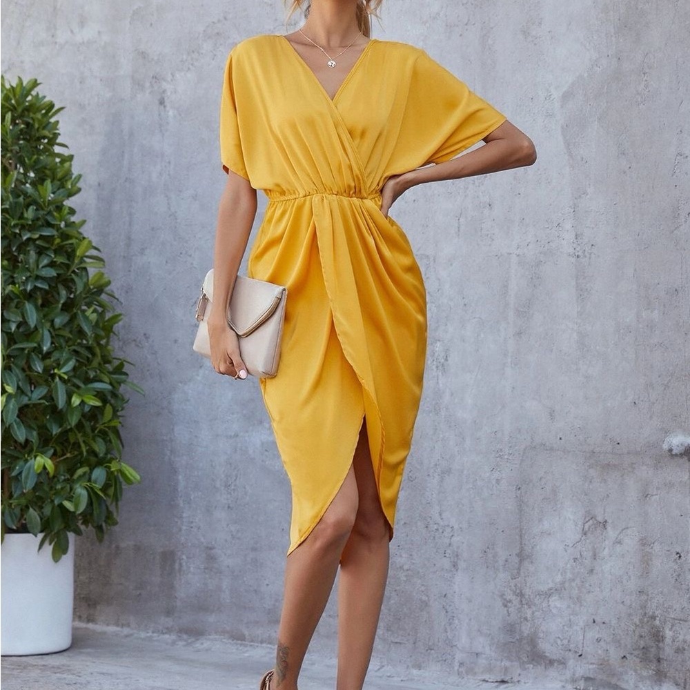 Surplice Neck Batwing Sleeve Wrap Dress
